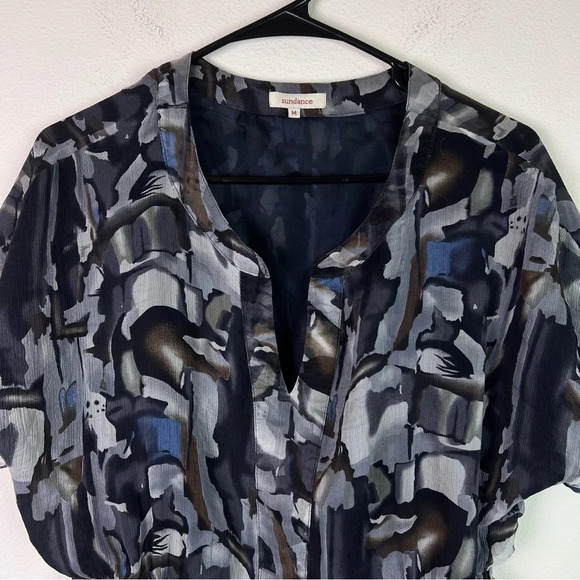 Sundance 100% Silk Blouse Top Size Medium Contemporary Geometric Print Artsy - Picture 2 of 14